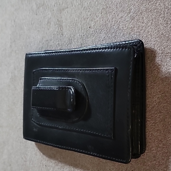 DILANA BLACK LEATHER TECHNOLOGY PROTECTION & CARRIER - Picture 2 of 5
